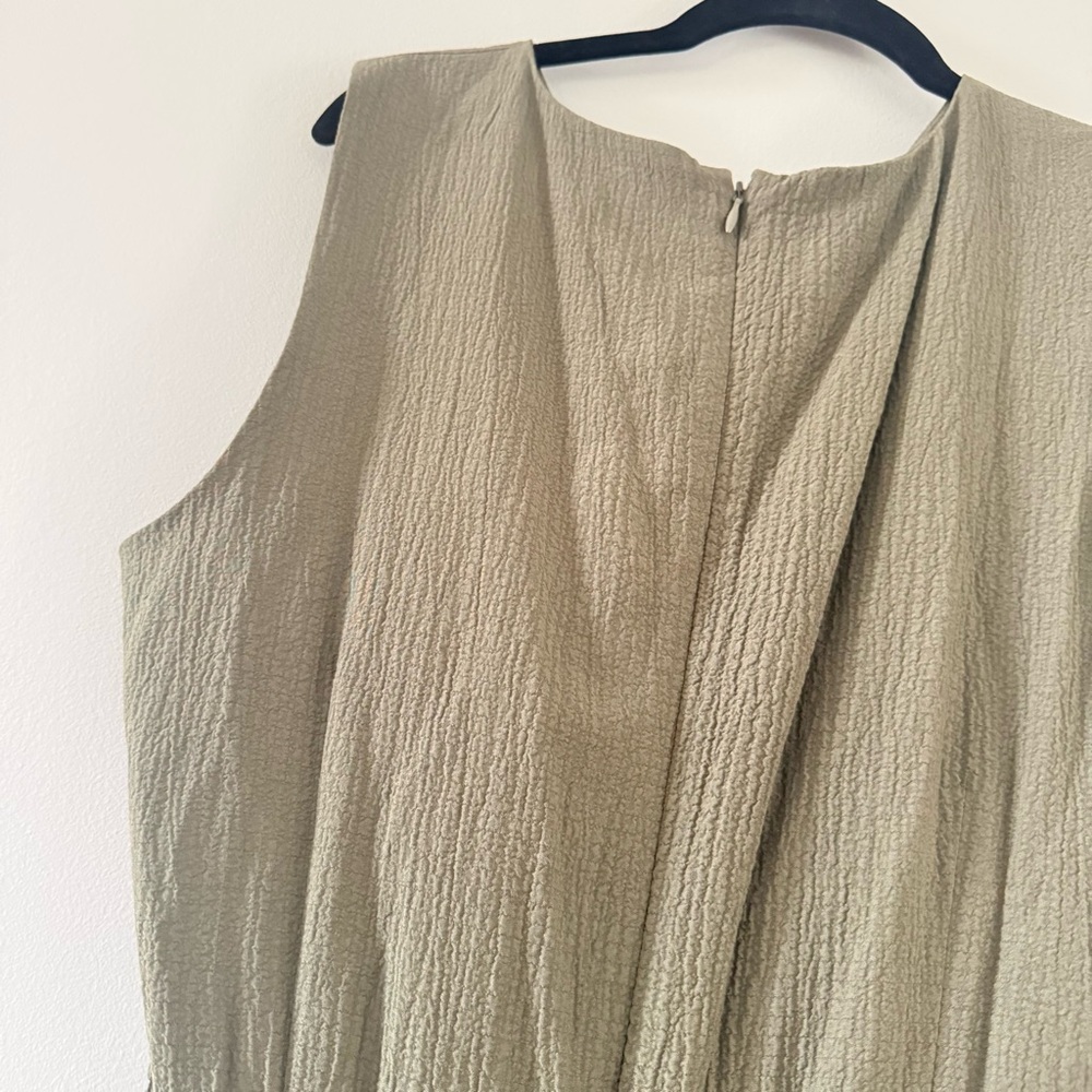 Calvin Klein | Green Sleeveless Belted Jumpsuit - Picture 8 of 9